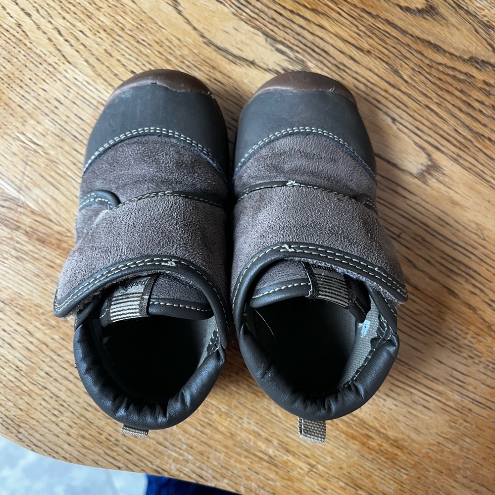 Pediped boy shoes size 22 (6-6.5)